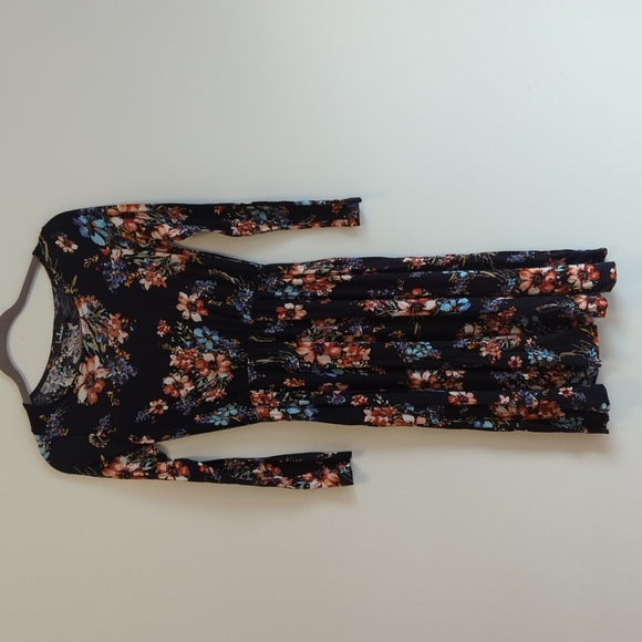 Lulu's floral print long sleeve midi dress - Picture 4 of 6